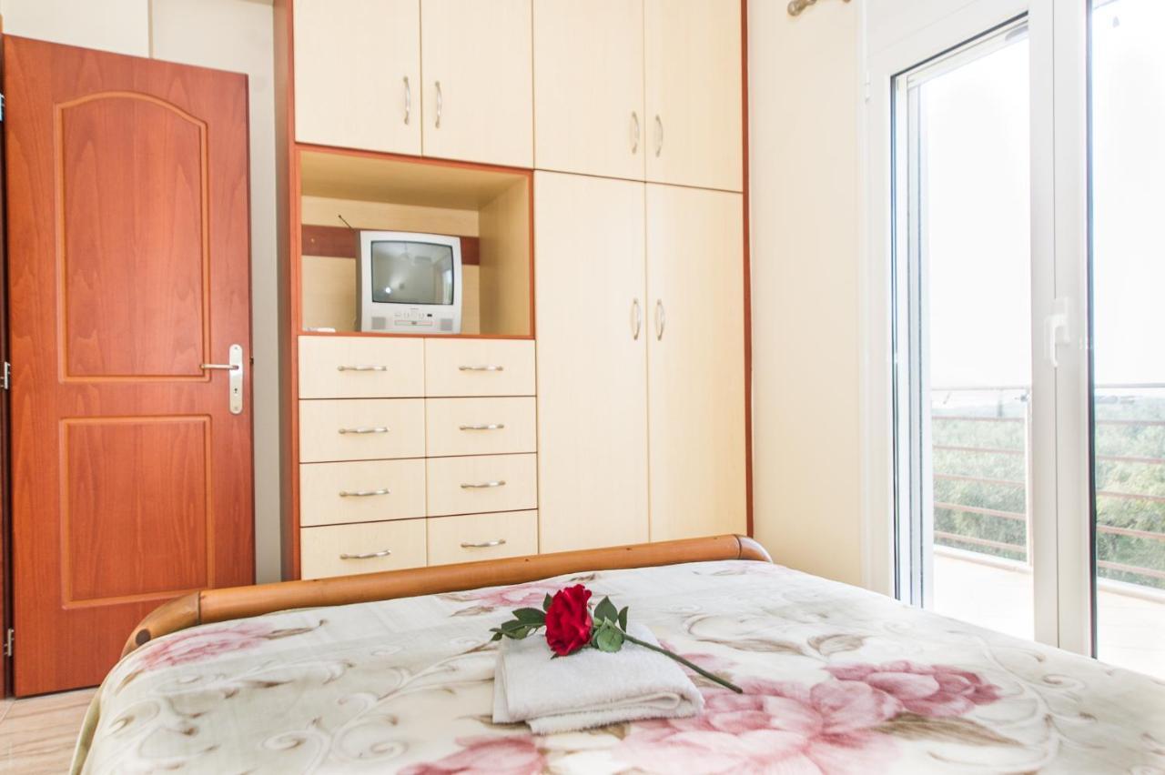 Cozy Flats In An Olive Grove By The Sandy Beach Kánalos Exteriér fotografie