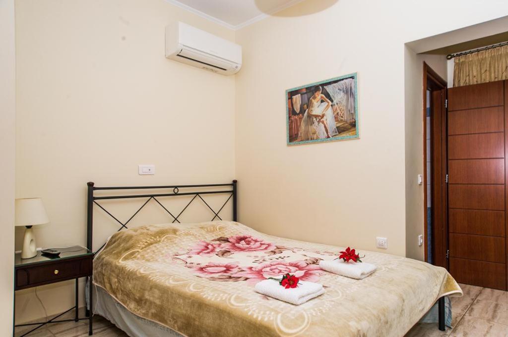Cozy Flats In An Olive Grove By The Sandy Beach Kánalos Exteriér fotografie